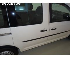 Volkswagen Caddy Kombi 2.0 TDI 55kW BMT de 2019 con 92.600 Km por 18.300 EUR. en Guipuzcoa