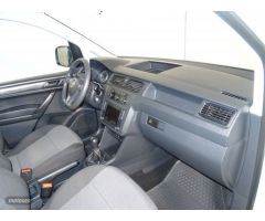 Volkswagen Caddy Kombi 2.0 TDI 55kW BMT de 2019 con 92.600 Km por 18.300 EUR. en Guipuzcoa