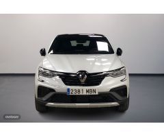 Renault Arkana 1.6 E-TECH R.S.LINE FAST TRACK 145CV 5P de 2022 con 8.373 Km por 31.500 EUR. en Huelv