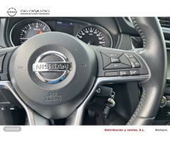 Nissan Qashqai DIG-T 103 kW (140 CV) E6D ACENTA+PACK N-STYLE de 2019 con 64.834 Km por 22.900 EUR. e