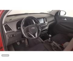 Hyundai Tucson 2.0 CRDI 136 HP BLUEDRIVE TECNO 2WD 5P de 2016 con 87.516 Km por 20.850 EUR. en Madri
