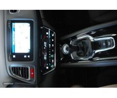 Honda HR V 1.6 I DTEC ELEGANCE NAVI de 2018 con 130.140 Km por 19.990 EUR. en Pontevedra