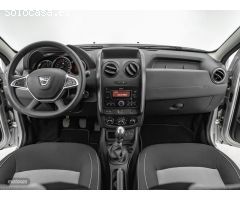 Dacia Duster Laureate dCi 80kW (109CV) 4X2 de 2018 con 10.200 Km por 17.500 EUR. en Barcelona