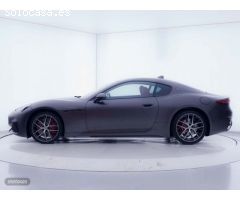 Maserati Gran Turismo GranTurismo V6 550CV AWD Trofeo de 2023 con 60 Km por 274.900 EUR. en Zaragoza