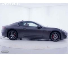 Maserati Gran Turismo GranTurismo V6 550CV AWD Trofeo de 2023 con 60 Km por 274.900 EUR. en Zaragoza