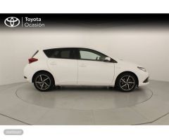 Toyota Auris 1.8 140H Hybrid Feel! Edition + Pack Proteccion de 2018 con 96.893 Km por 19.200 EUR. e