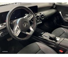 Mercedes Clase A CLASE  d COMPACTO[0-800] de 2020 con 42.952 Km por 29.900 EUR. en Pontevedra