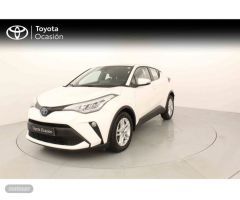 Toyota C-HR 1.8 125H Active Tech + CARE 2 + Pack Proteccion de 2022 con 5.483 Km por 26.500 EUR. en