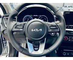 Kia XCeed 1.6 GDi PHEV eMotion 104 kW (141 CV) de 2023 con 10 Km por 36.200 EUR. en Avila