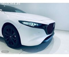 Mazda Mazda3 2.0 Skyactiv-X Zenith Safety Black 137 kW (186 CV) de 2023 con 10 Km por 33.400 EUR. en