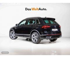 Volkswagen Tiguan 2.0 TDI 110KW R-LINE DSG 5P de 2023 con 16 Km por 45.950 EUR. en Navarra