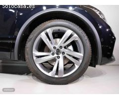 Volkswagen Tiguan 2.0 TDI 110KW R-LINE DSG 5P de 2023 con 16 Km por 45.950 EUR. en Navarra