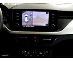 Skoda Kamiq 1.0 TSI Ambition 70kW de 2022 con 10.877 Km por 19.600 EUR. en Leon