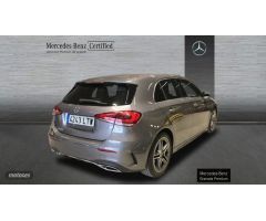 Mercedes Clase A A-CLASS BERLINA CON PORTON 1.3  136 5P. de 2021 con 19.065 Km por 32.900 EUR. en Gr