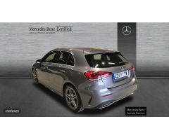 Mercedes Clase A A-CLASS BERLINA CON PORTON 1.3  136 5P. de 2021 con 19.065 Km por 32.900 EUR. en Gr