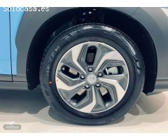 Hyundai Kona 1.6 GDI HEV Maxx DCT 104 kW (141 CV) de 2023 con 10 Km por 26.390 EUR. en Avila