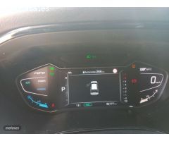 Kia Niro 1.6 GDi Hibrido 104kW 141CV Emotion de 2019 con 57.500 Km por 22.700 EUR. en Murcia