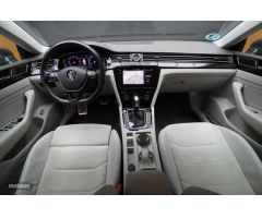 Volkswagen Arteon 2.0tdi elegance dsg7 de 2020 con 46.545 Km por 33.750 EUR. en Murcia