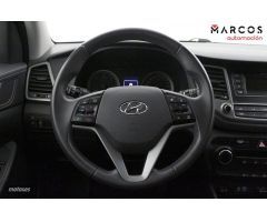 Hyundai Tucson 1.7 CRDI 115 HP BLUEDRIVE ESSENCE 2WD 5P de 2018 con 80.878 Km por 17.900 EUR. en Ali