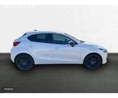 Mazda Mazda2 e-SKYACTIV G 1.5 66kW (90CV) MT Homura de 2022 con 4.359 Km por 18.500 EUR. en Badajoz