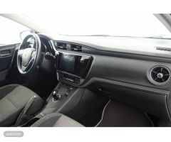 Toyota Auris 1.8 140H Hybrid Feel! Edition + Pack Proteccion de 2018 con 80.486 Km por 19.300 EUR. e