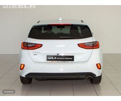 Kia Ceed 1.6 MHEV 100KW TECH 136 5P de 2022 con 10.150 Km por 26.490 EUR. en Pontevedra