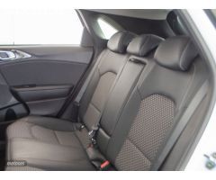 Kia Ceed 1.6 MHEV 100KW TECH 136 5P de 2022 con 10.150 Km por 26.490 EUR. en Pontevedra