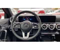 Mercedes Clase A Clase  progressive (euro 6d-temp) de 2019 con 87.714 Km por 27.490 EUR. en Madrid