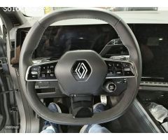 Renault Austral 1.3 TCe Mild Hybrid Techno Esprit Alpine CVT 117kW de 2022 con 1 Km por 38.950 EUR.