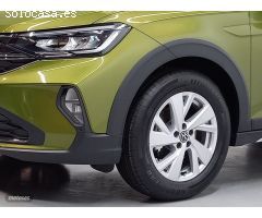 Volkswagen Taigo Life 1.0 TSI 70 kW (95 CV )  5 vel. de 2022 con 15.500 Km por 22.490 EUR. en Vallad