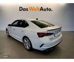 Skoda Octavia 2.0 TSI RS DSG de 2021 con 17.275 Km por 34.900 EUR. en Burgos