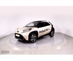 Toyota Aygo 1.0 VVT-I CHIC 5P de 2022 con 8 Km por 18.200 EUR. en Girona