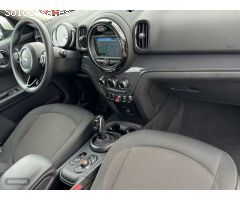 Mini Countryman Countryman Cooper 100 kW (136 CV) de 2020 con 24.153 Km por 28.700 EUR. en Asturias
