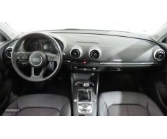 Audi A3 Sportback 30 TDI Design 85kW de 2019 con 81.978 Km por 20.900 EUR. en Cadiz
