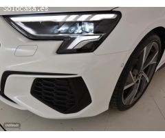 Audi A3 SEDAN BLACK LINE 35 TDI 110KW S TRONIC de 2022 con 8.360 Km por 38.990 EUR. en Pontevedra