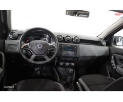 Dacia Duster 1.6 Essential 4x2 84kW de 2018 con 25.970 Km por 16.750 EUR. en Madrid