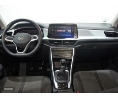 Volkswagen T-Roc 1.0 TSI Life 81kW de 2022 con 17.500 Km por 27.800 EUR. en Cadiz