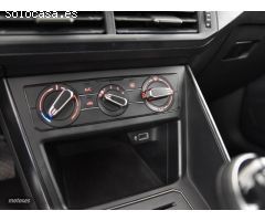 Volkswagen Polo EDITION 1.0 59KW (80CV) de 2019 con 14.891 Km por 16.990 EUR. en Pontevedra