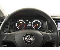 Volkswagen Polo EDITION 1.0 59KW (80CV) de 2019 con 14.891 Km por 16.990 EUR. en Pontevedra