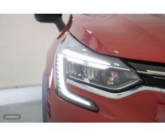 Renault Captur 1.5 Blue dCi 115cv Zen de 2020 con 33.000 Km por 21.290 EUR. en Madrid