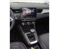 Renault Captur 1.5 Blue dCi 115cv Zen de 2020 con 33.000 Km por 21.290 EUR. en Madrid