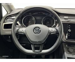 Volkswagen Touran 2.0TDI Business 90kW de 2021 con 71.018 Km por 27.990 EUR. en Valladolid