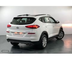 Hyundai Tucson 1.6 CRDI 85KW 48V SLE SKY 2WD 116 5P de 2019 con 37.670 Km por 22.695 EUR. en Islas B