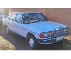 Mercedes 300 D de 1982 con 160.000 Km por 8.000 EUR. en Toledo