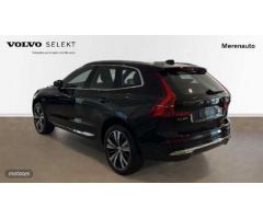 Volvo XC 60 Plus, B4 (diesel), Diesel, Bright de 2022 con 6 Km por 58.900 EUR. en A Coruna