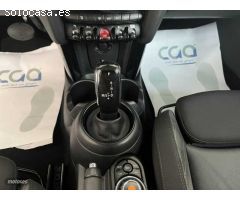Mini Cooper Cooper Aut. de 2019 con 39.000 Km por 18.990 EUR. en Alava