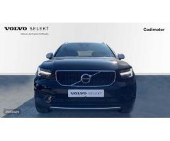 Volvo XC40 XC40 T3 Momentum Manual de 2018 con 70.300 Km por 31.990 EUR. en Huelva