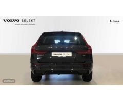Volvo XC 60 XC60 Plus, B4 (diesel), Diesel, Dark de 2022 con 10 Km por 50.900 EUR. en Pontevedra