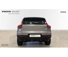 Volvo XC40 XC40 Recharge Plus, Electrico Puro, Electrico de 2022 con 8 Km por 47.500 EUR. en Ponteve