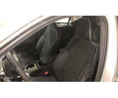 Volvo XC40 XC40 Recharge Plus, Electrico Puro, Electrico de 2022 con 8 Km por 47.500 EUR. en Ponteve